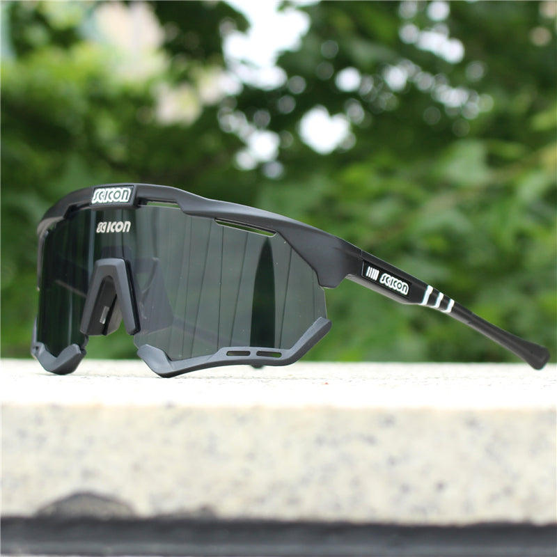 SCICON Aeroshade